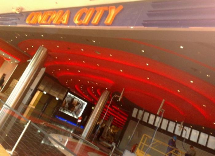 CINEMA CITY KOMPLEKS KIN W CENTRUM HANDLOWO- ROZRYWKOWYM BONARKA